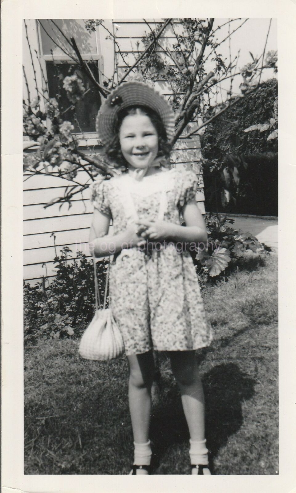 Black And White Photo Poster painting YOUNG GIRL WEARING A BONNET Found Portrait VINTAGE 98 7 R