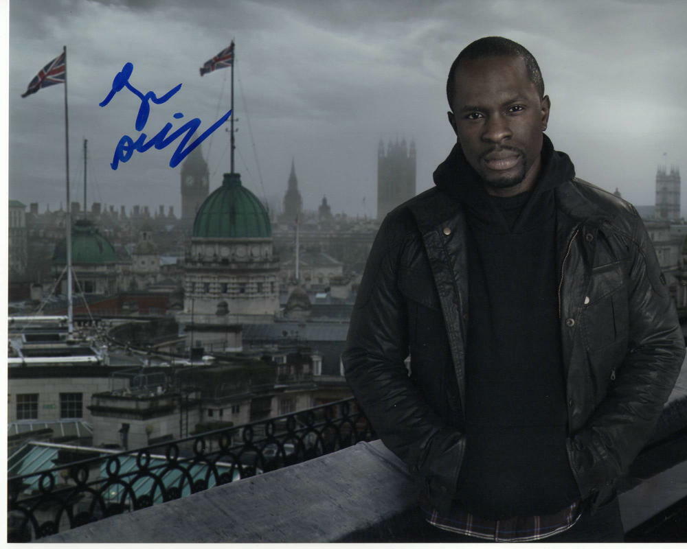 GBENGA AKINNAGBE - SIGNED AUTOGRAPHED 8x10 Photo Poster painting - CHRIS PARTTLOW THE WIRE