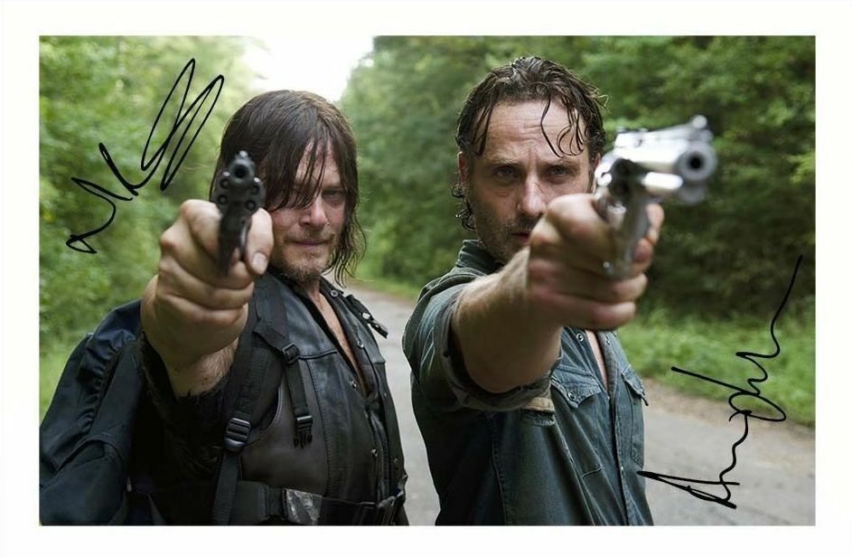 ANDREW LINCOLN & NORMAN REEDUS - THE WALKING DEAD AUTOGRAPH SIGNED Photo Poster painting POSTER