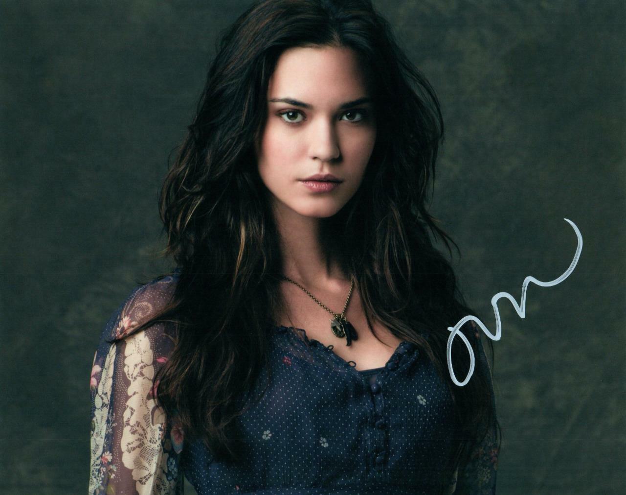 Odette Annable Autographed 8x10 Photo Poster painting signed Picture + COA