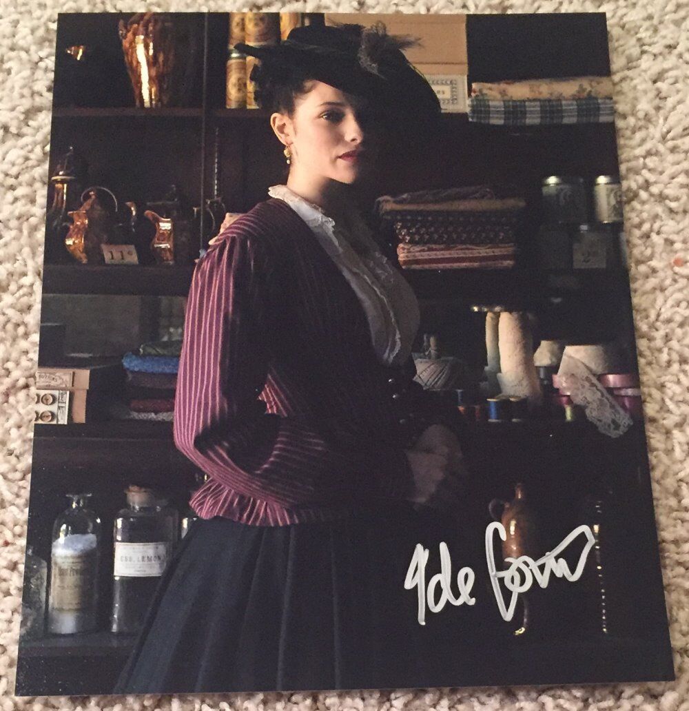 JESSICA DE GOUW SIGNED AUTOGRAPH UNDERGROUND ARROW 8x10 Photo Poster painting B w/EXACT PROOF