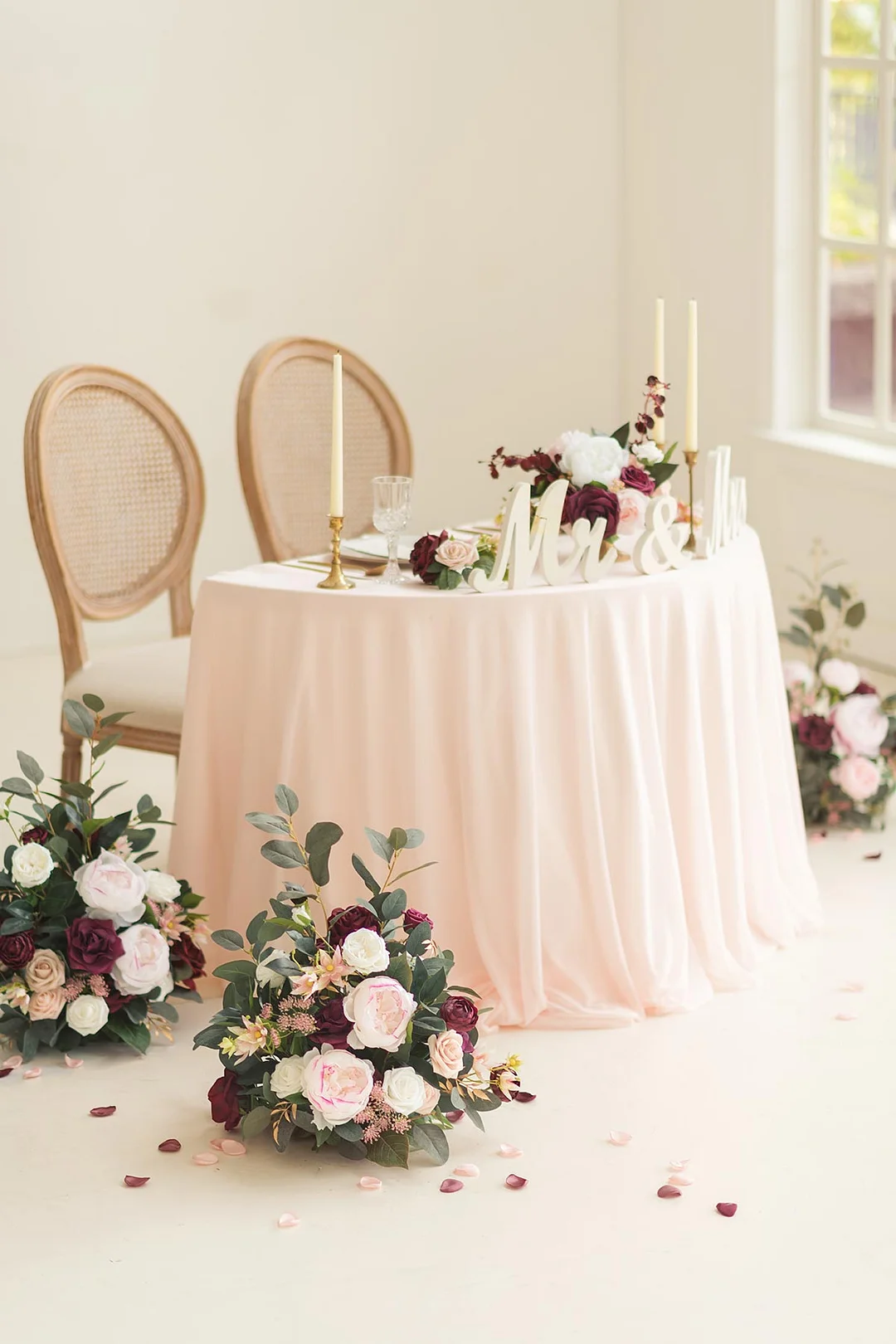 Free-Standing Flower Arrangements in Romantic Marsala