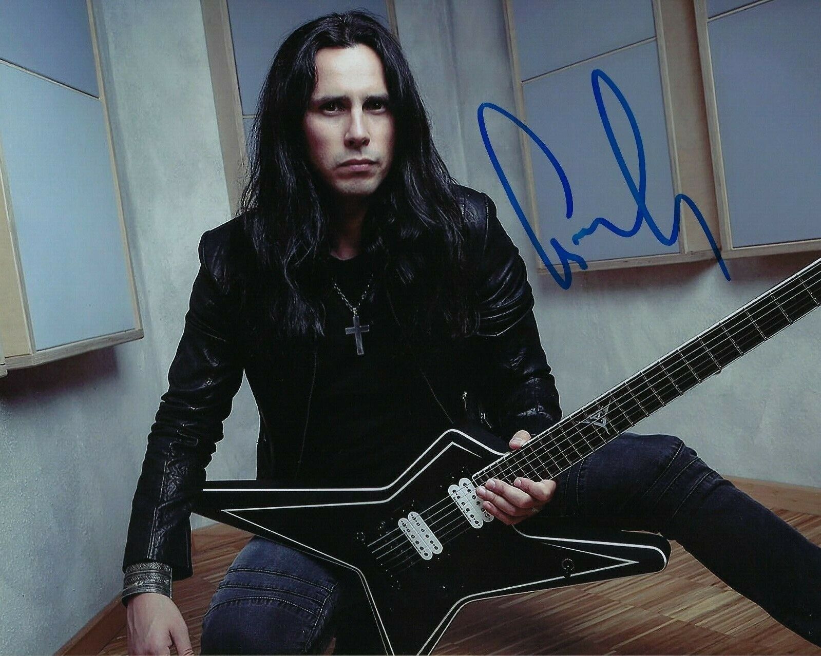 GFA Ozzy Osbourne Guitarist * GUS G * Signed 8x10 Photo Poster painting PROOF G2 COA