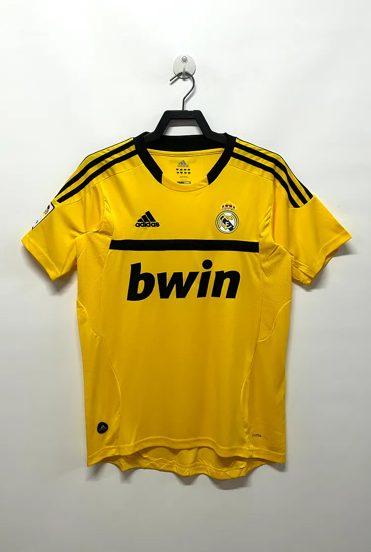 2011-12 Real Madrid Yellow Goalkeeper Retro Jersey