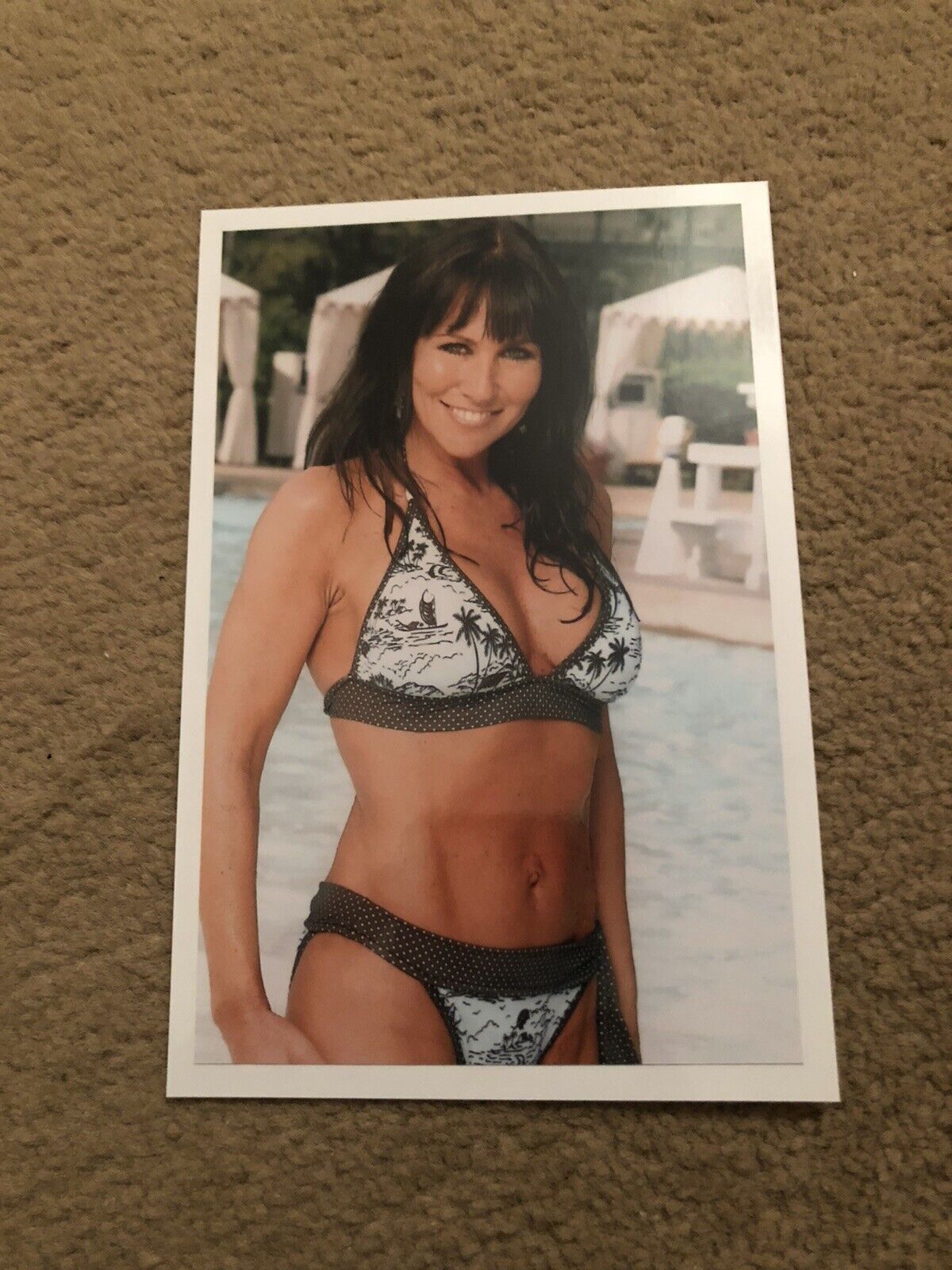 LINDA LUSARDI (PAGE 3 MODEL) UNSIGNED Photo Poster painting- 6x4”