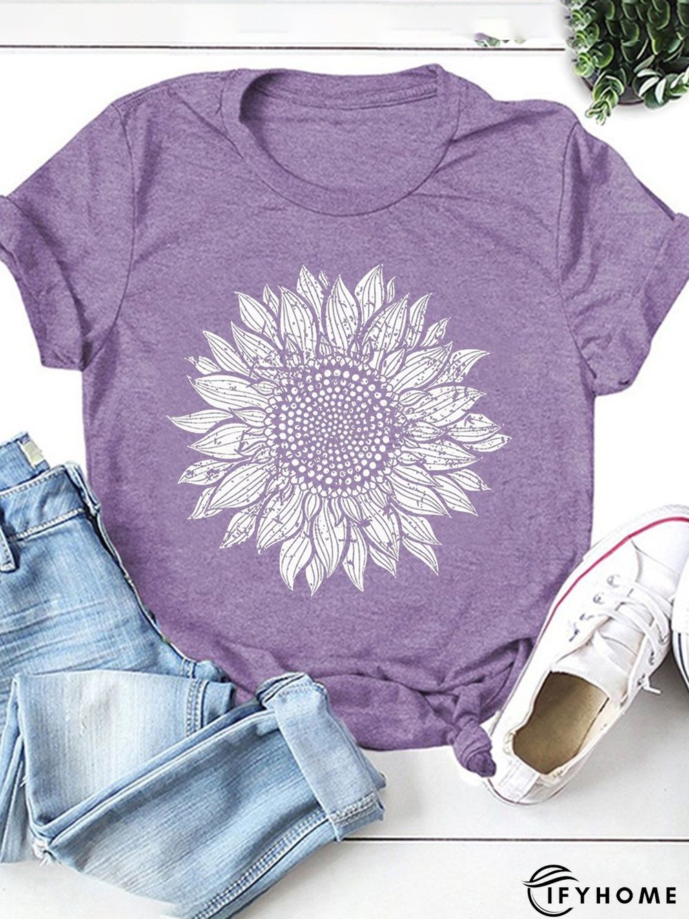 Sunflower Bloom Graphic Tee | IFYHOME