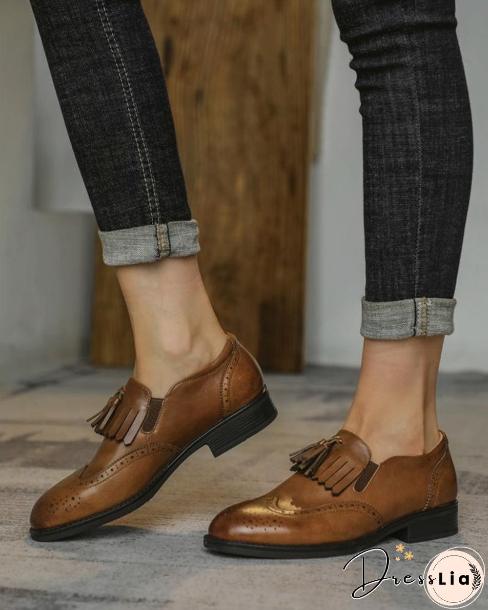 Solid Tassel Upper Round-toe Flat Loafer Shoes