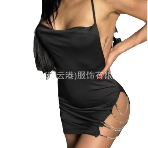 Uveng Dew-Back Hanging Neck Sexy V Hollow Open Forked Ass Skirt Chain Sling Hot Home Suit Suit
