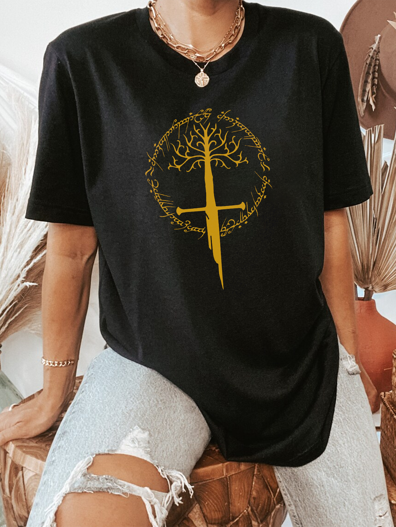 Lord Of The Rings T-shirt, LOTR Fan Tshirt, Legolas Shirt