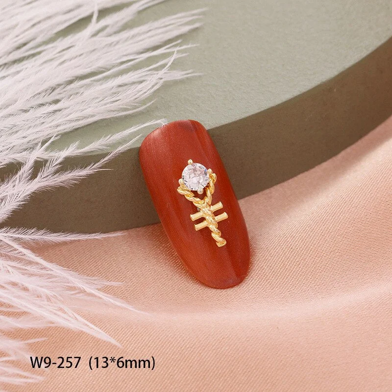 2pcs 2021 New 3D Metal Zircon Nail Art Jewelry Top Zircon Crystal Manicure Zircon Diamond Pendant Japanese Nail Decoration