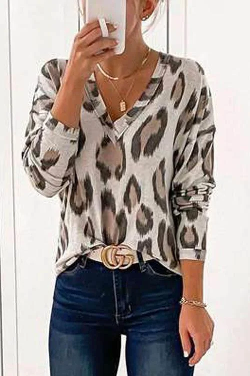 Leopard V Neck T-shirt