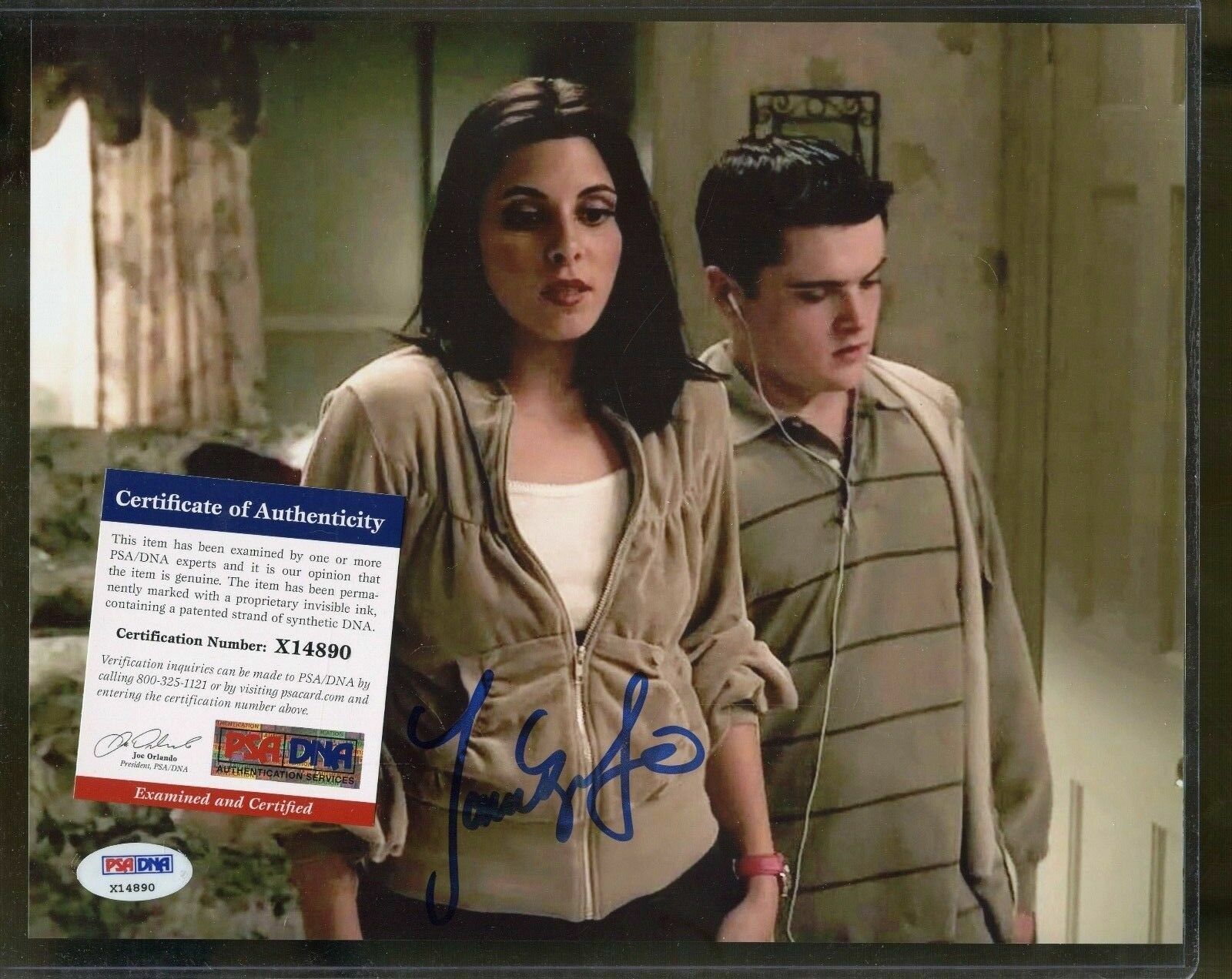 Jamie-Lynn Sigler as Meadow in The Sopranos signed 8x10 Photo Poster painting PSA COA (E)