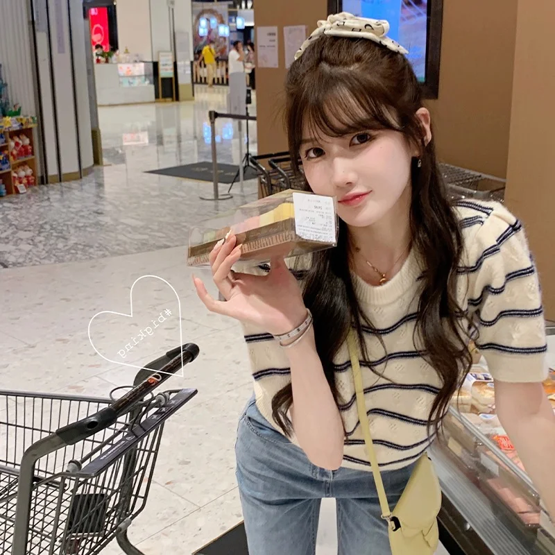 Uveng Uveng T-Shirt Knitted Loose Outer Wear Women's Summer New Ocean Gas Short-Term Age-Down Round-Neck Short-Sleeved Korean Version Of The Top