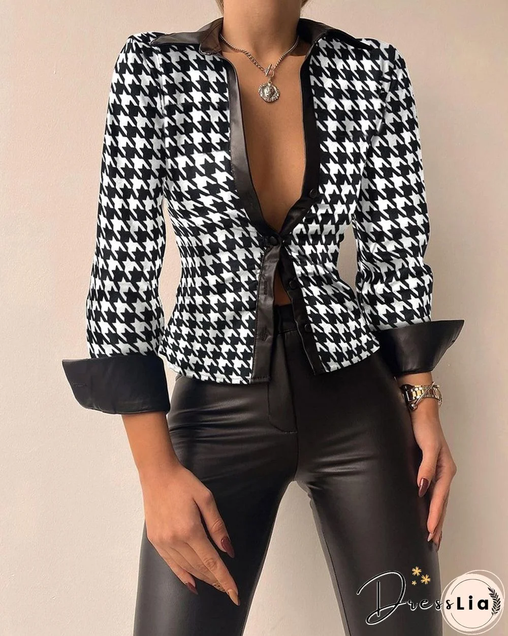 Spring Long-sleeved V-neck PU Leather Stitching Women's Leather Jacket Soldi Color Print Slim Coat Jackets For Women