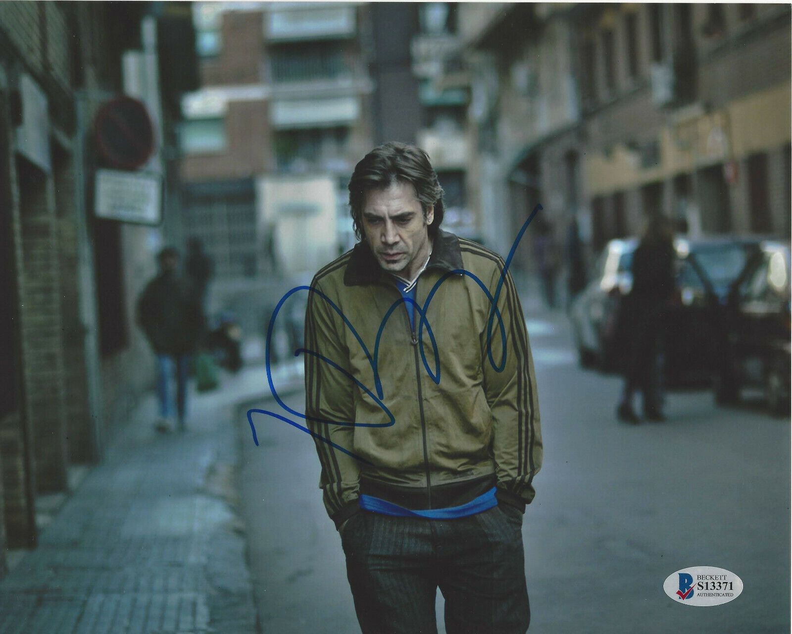 ACTOR JAVIER BARDEM SIGNED 'BIUTIFUL' MOVIE 8x10 Photo Poster painting SKYFALL BECKETT COA BAS