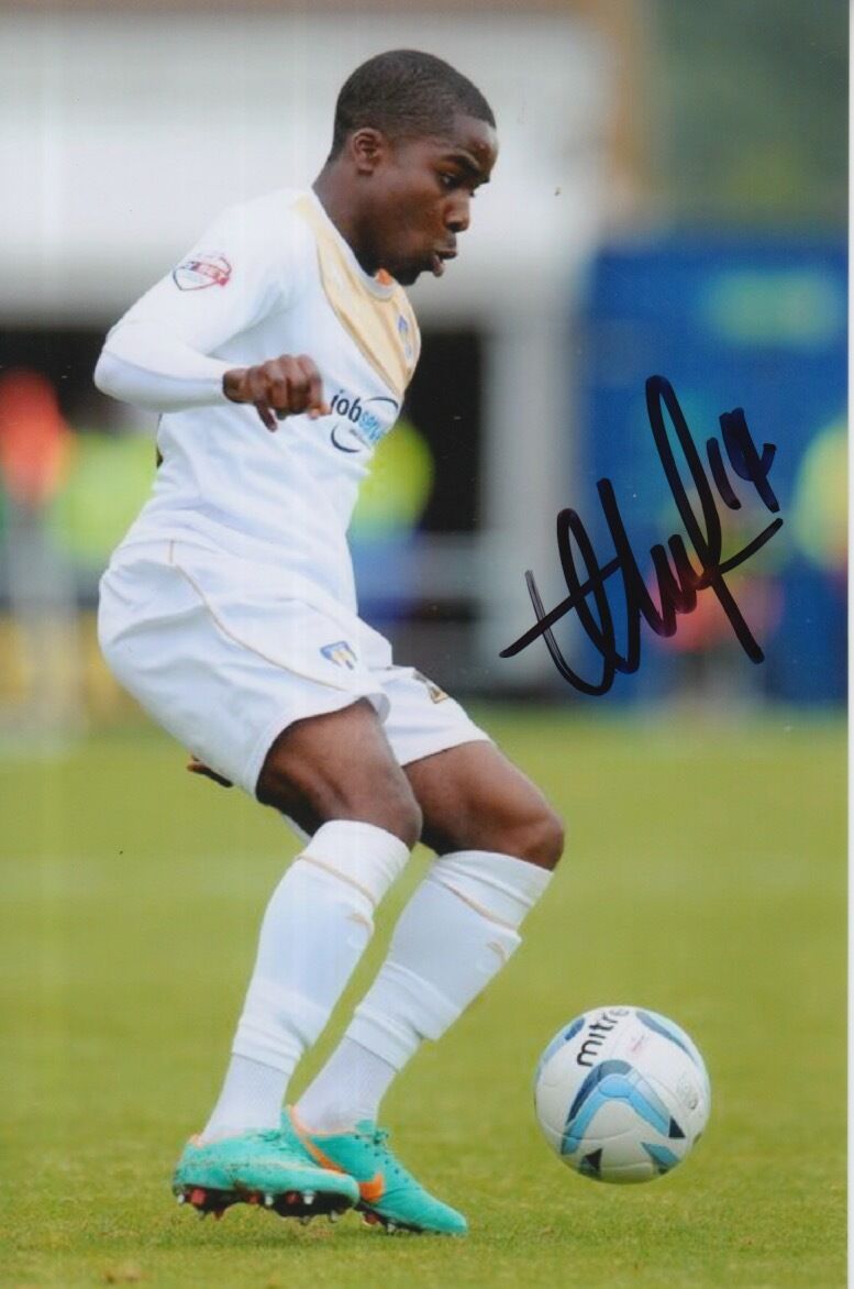 COLCHESTER UNITED HAND SIGNED TOSIN OLUFEMI 6X4 Photo Poster painting 1.