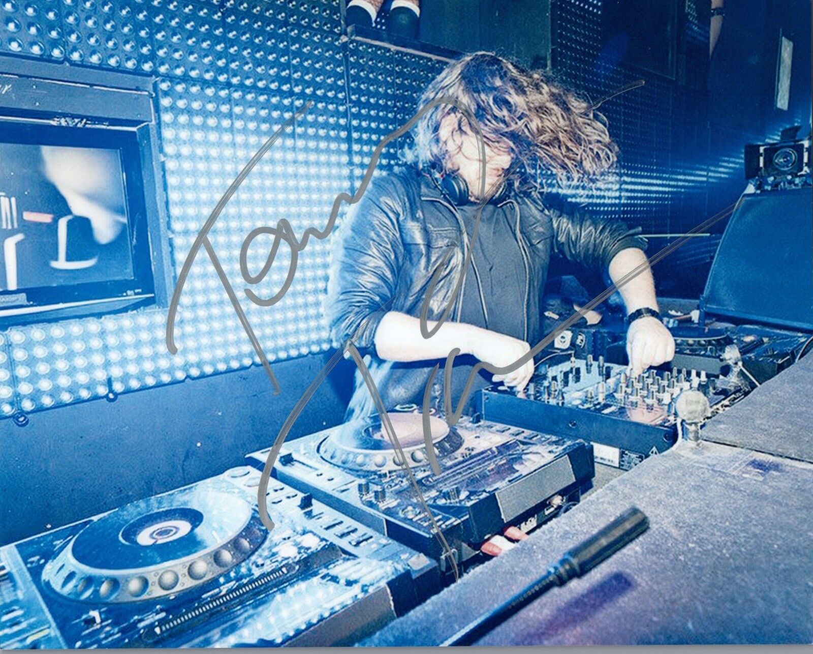 Tommy Trash Signed Autographed 8x10 Photo Poster painting EDM DJ Producer COA VD