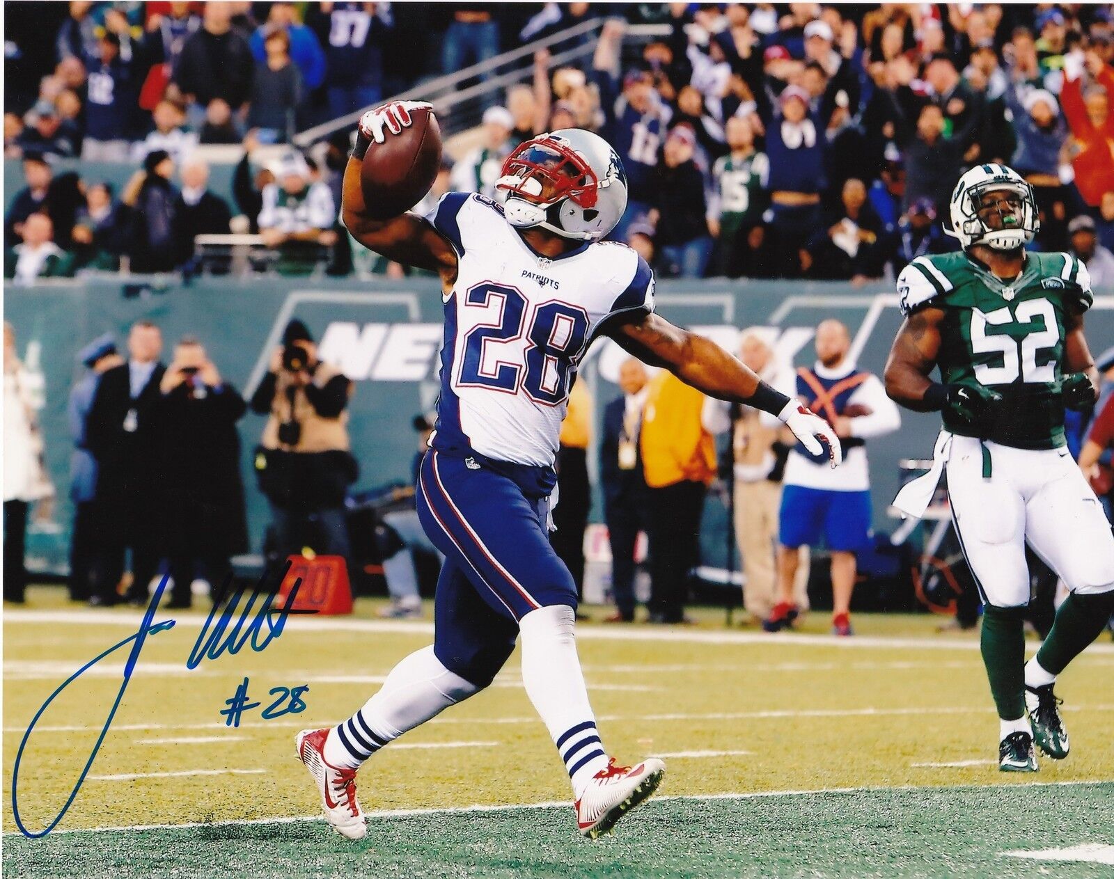 JAMES WHITE NEW ENGLAND PATRIOTS ACTION SIGNED 8x10