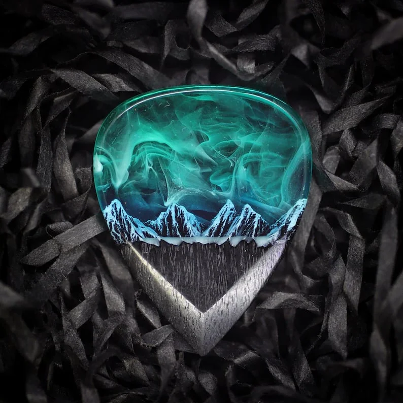 (Christmas Promotion- 50% OFF) Northern Lights Guitar Pick Ornament
