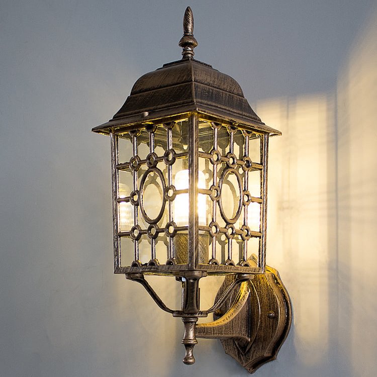 Metallic Grid Wall Lighting Country 1 Bulb Courtyard Sconce Lamp in Rust with Cuboid Clear Glass Shade