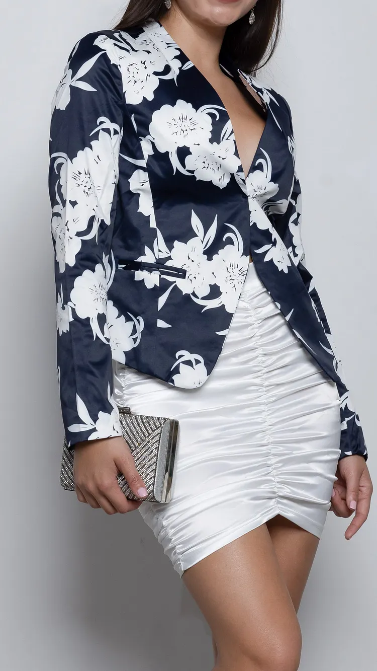 A Floral Print Blazer