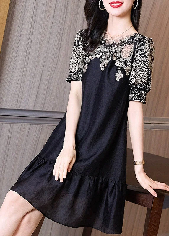 Chic Black Embroideried O-Neck Hollow Out Long Dresses Short Sleeve