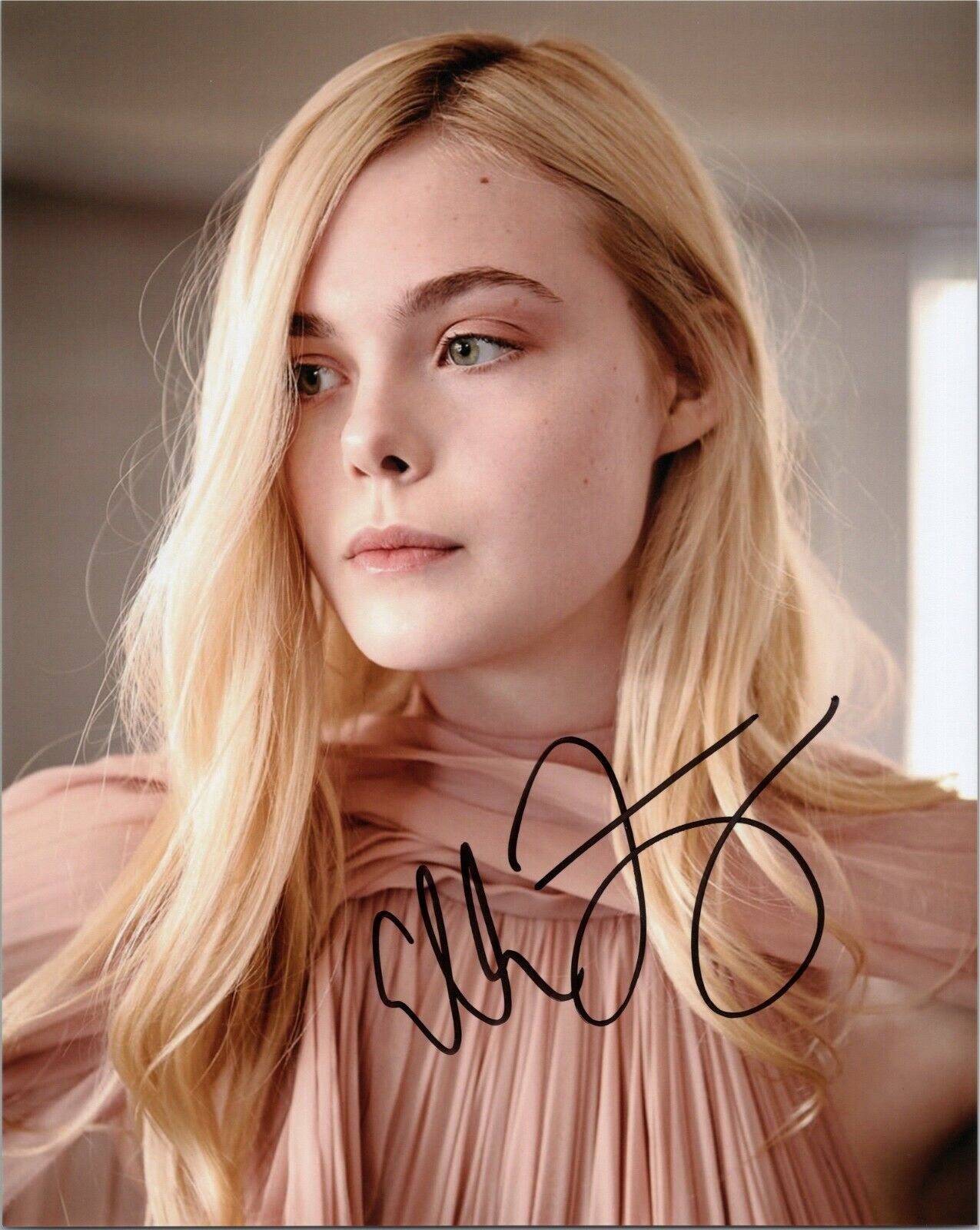 ~~ ELLE FANNING Authentic Hand-Signed MALEFICENT