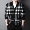 Men's pure wool V-neck plaid cardigan