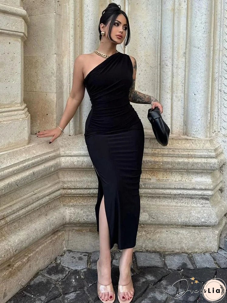 Tailored and Elegant winter Dress