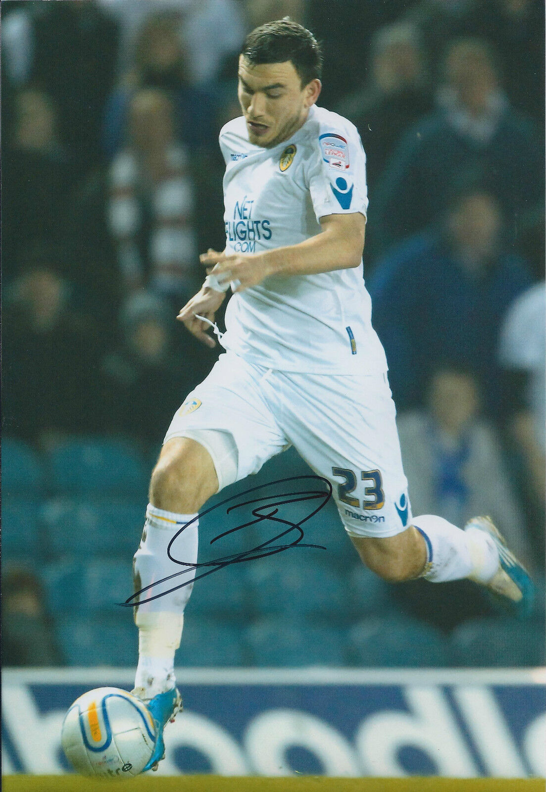 Robert SNODGRASS SIGNED Leeds United Autograph 12x8 Photo Poster painting AFTAL COA Genuine