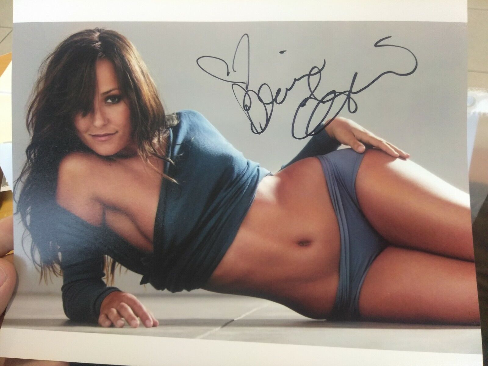 Brianna Evigan - signed 8x10