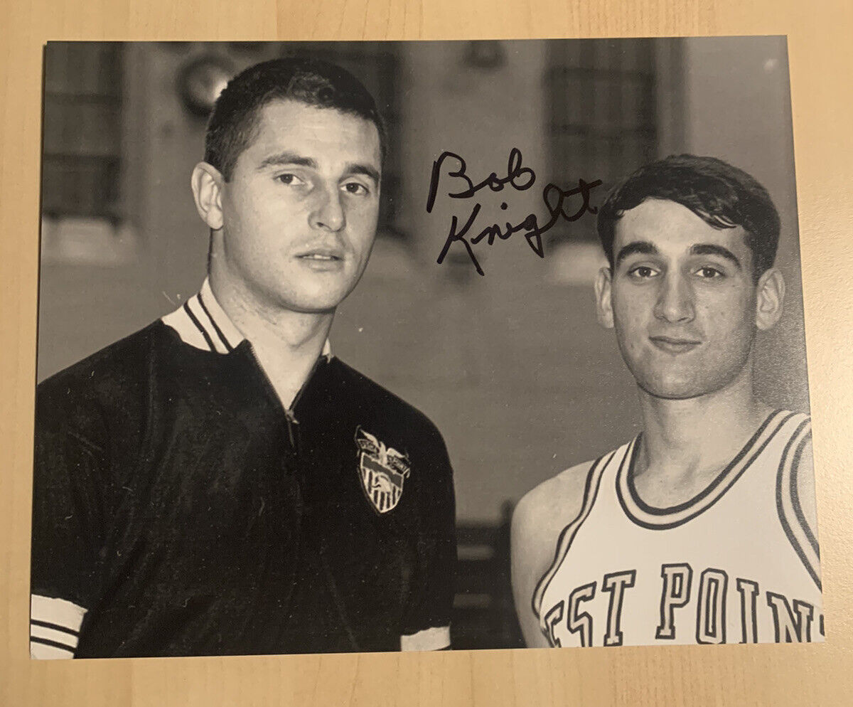 BOB KNIGHT SIGNED 8x10 Photo Poster painting INDIANA HOOSIERS LEGEND HEAD COACH AUTOGRAPHED COA