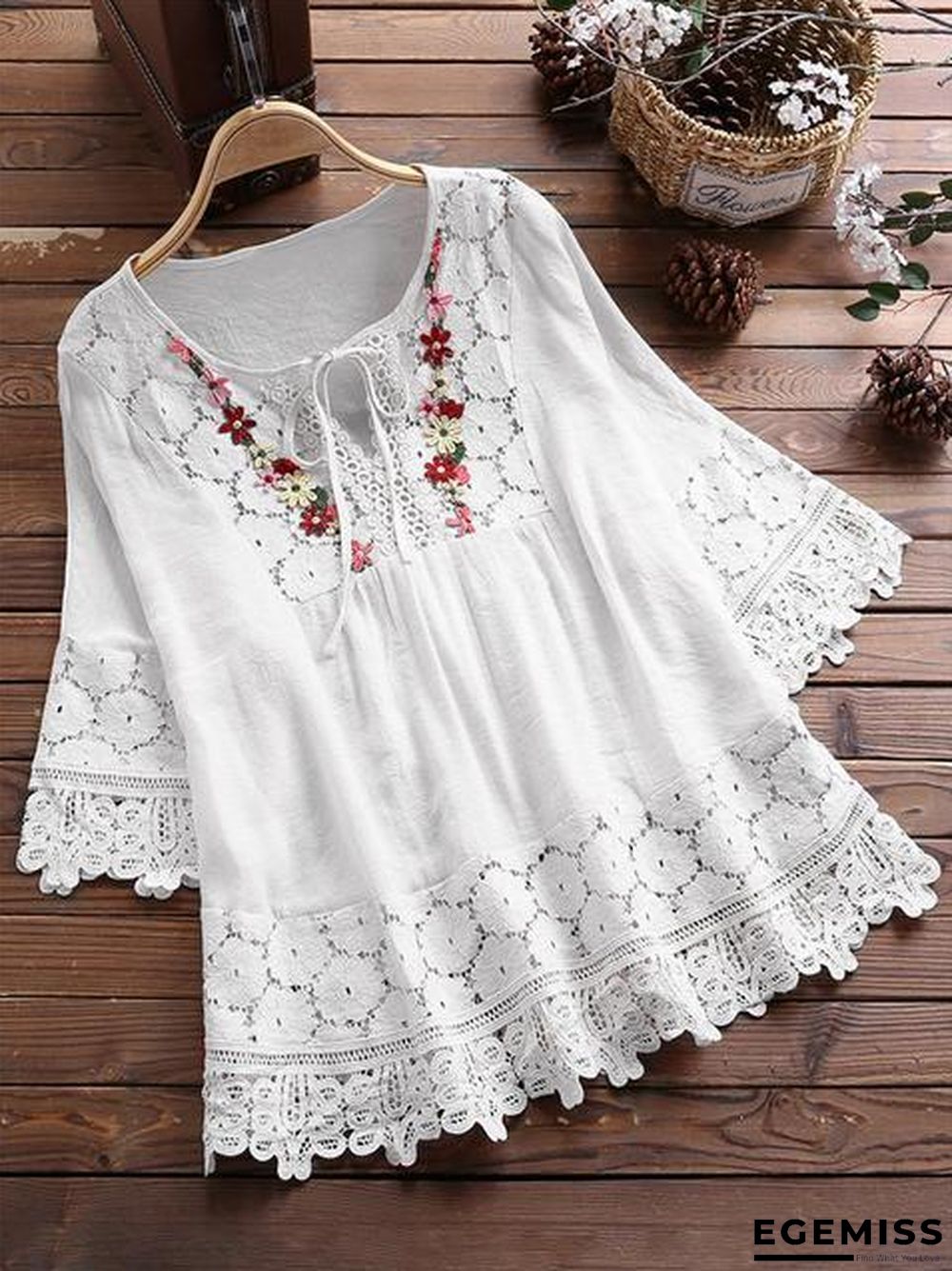 Large Size Women Dresses Mesh Lace Openwork Stitching Round Neck Pleated Dresses | EGEMISS