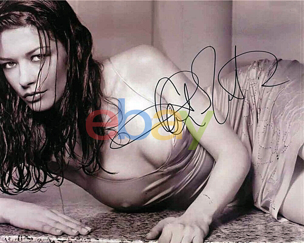 Catherine Zeta-Jones Hot Autographed Signed 8x10 Photo Poster painting reprint