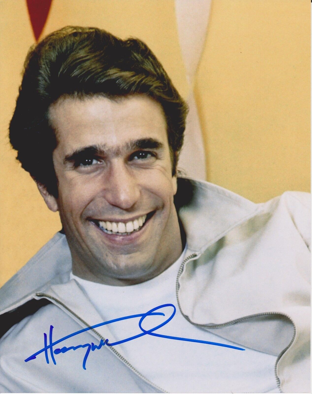 Henry Winkler Signed 8x10 Photo Poster painting - THE FONZ - Happy Days - Signed in Person! #2