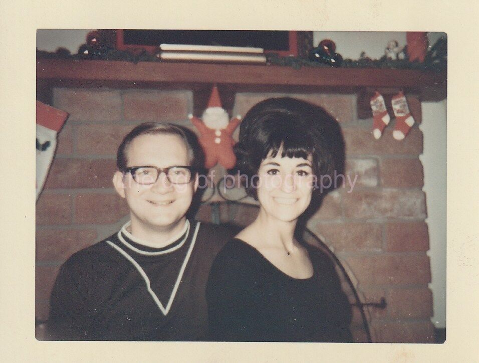 CHRISTMAS PORTRAIT 60's Portrait COLOR FOUND Photo Poster painting Man Woman VINTAGE 811 38 M