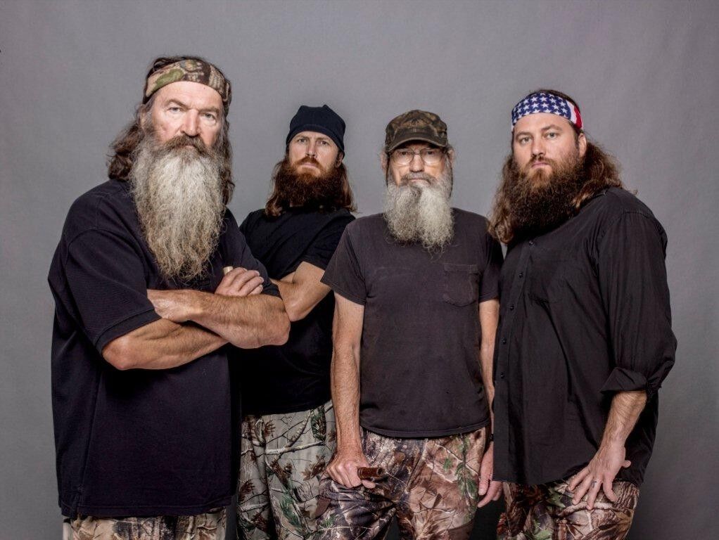 DUCK DYNASTY Cast 8 x 10 Glossy Photo Poster painting