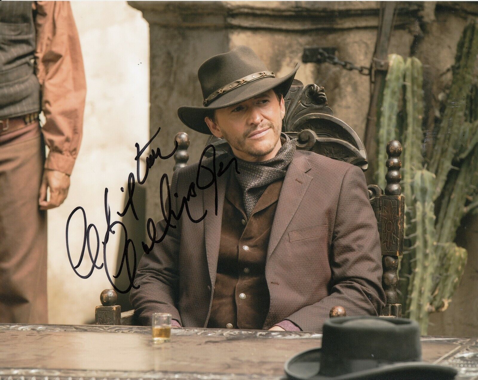 CLIFTON COLLINS JR signed (WESTWORLD) 8X10 Photo Poster painting *Lawrence El Lazo* W/COA #2