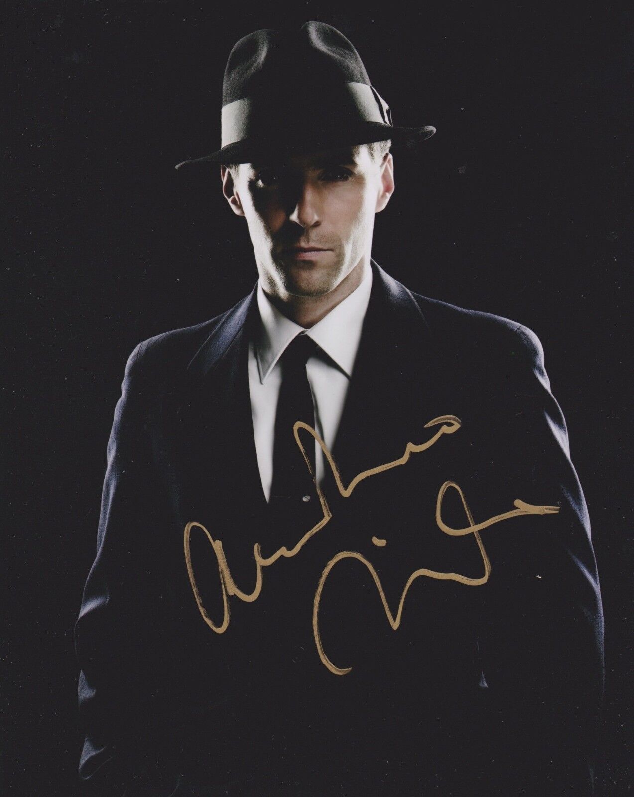 Alessandro Nivola Signed 10x8 Photo Poster painting AFTAL