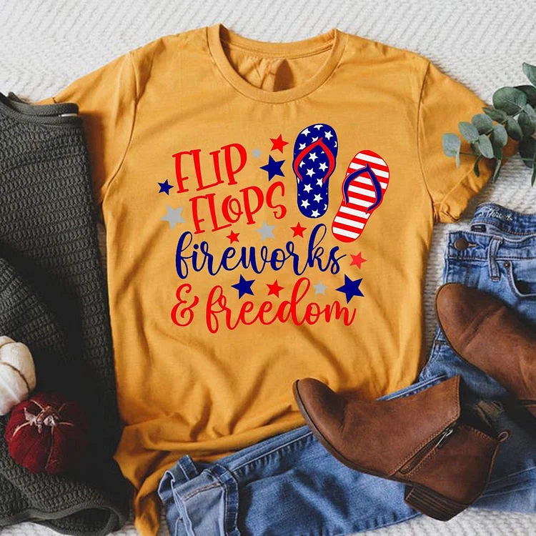 Flip flops fireworks and freedom Round Neck T-shirt-018233