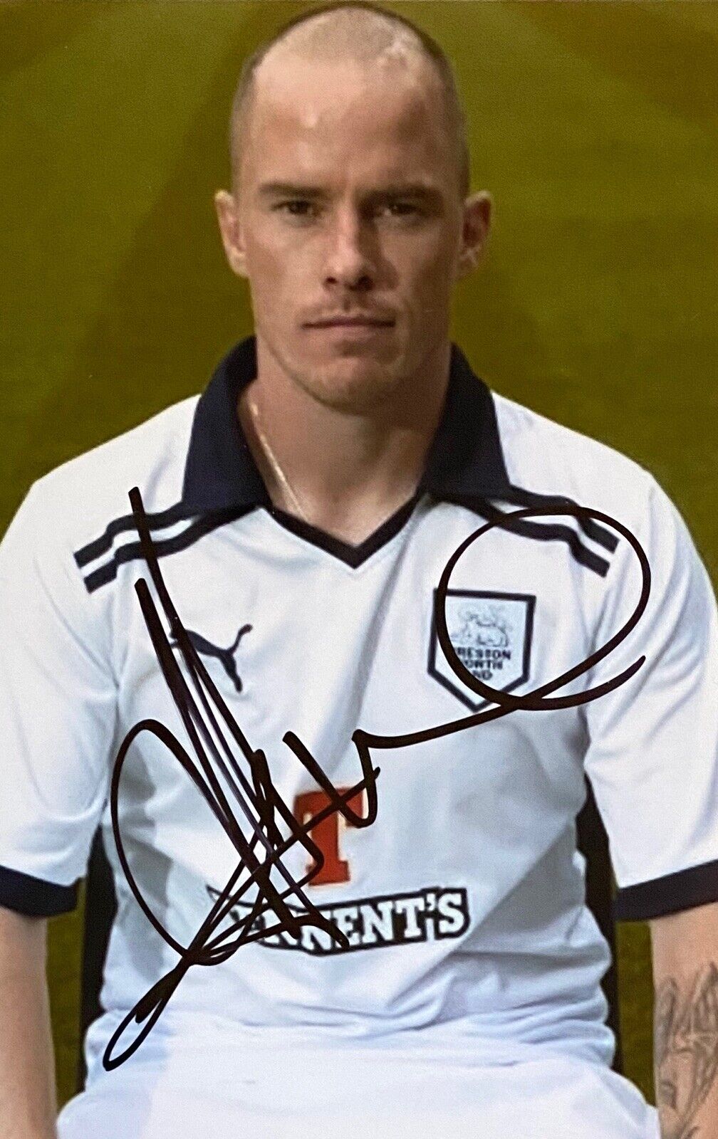 Iain Hume Genuine Hand Signed 6X4 Photo Poster painting - Preston North End