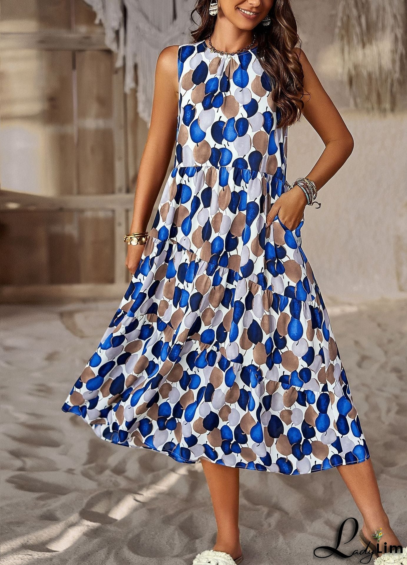 Modern and Comfortable Dress