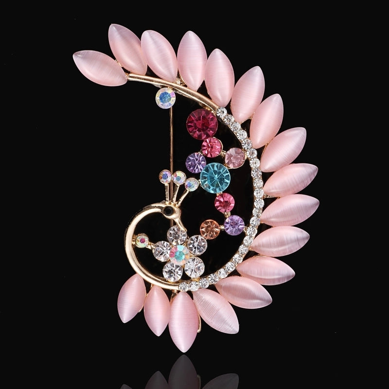 Peacock Senior Brooch Fashion Animal Corsage Cute Alloy Pin Clothing Accessories Gift Jewelry