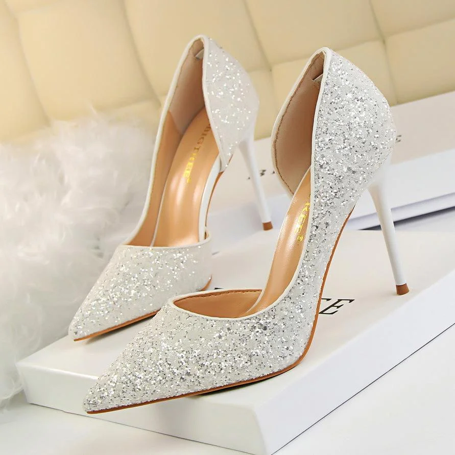 Venichic Trendsetting Heels: Discover the Latest Styles in High Heels & Block Heels