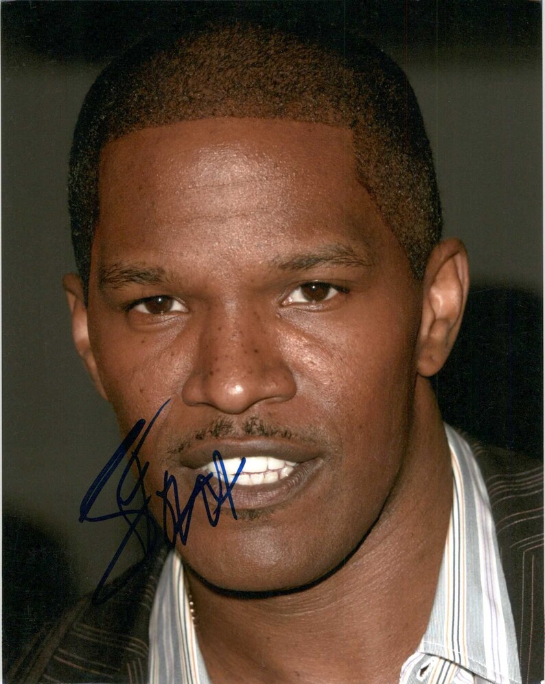 Jamie Foxx Signed Autographed Glossy 8x10 Photo Poster painting - COA Matching Holograms