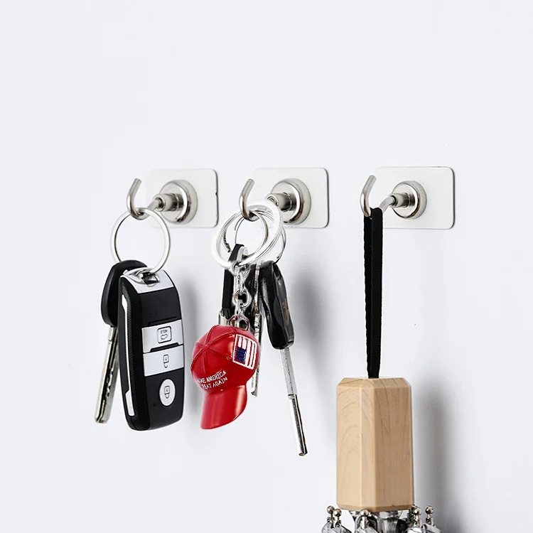 🦅"Make America Great Again"🗽 - Red Hat Keychain