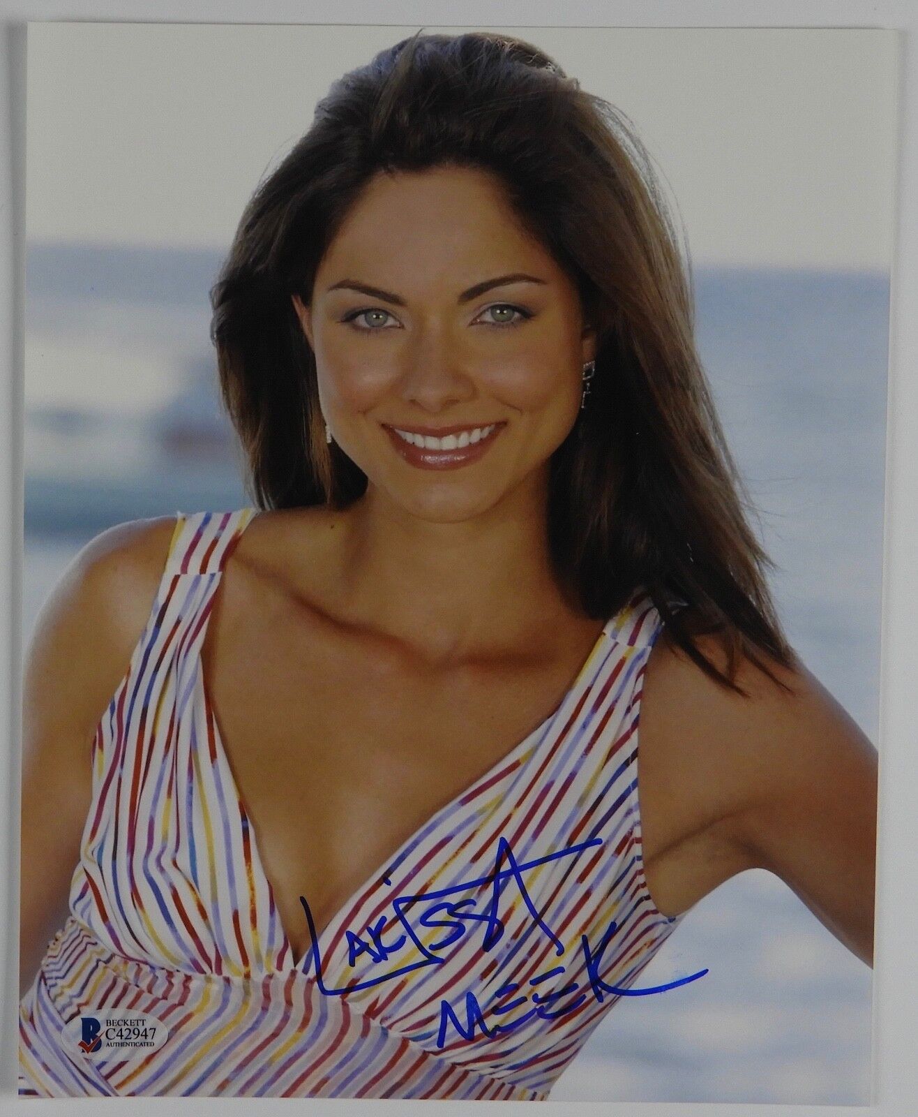 Larissa Meek signed autograph Photo Poster painting 8 x 10 BAS COA Beckett