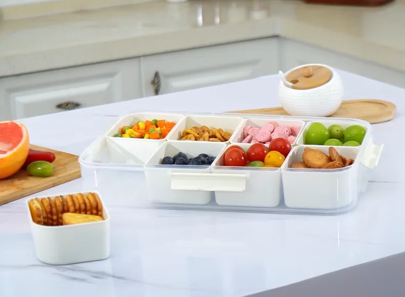 Divided Serving Tray with Lid 