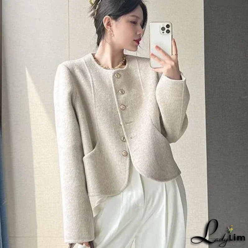 Modern and Versatile winter garment