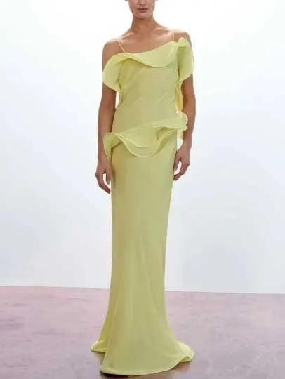 Playful Curled Hem Slim Fit Maxi Dress